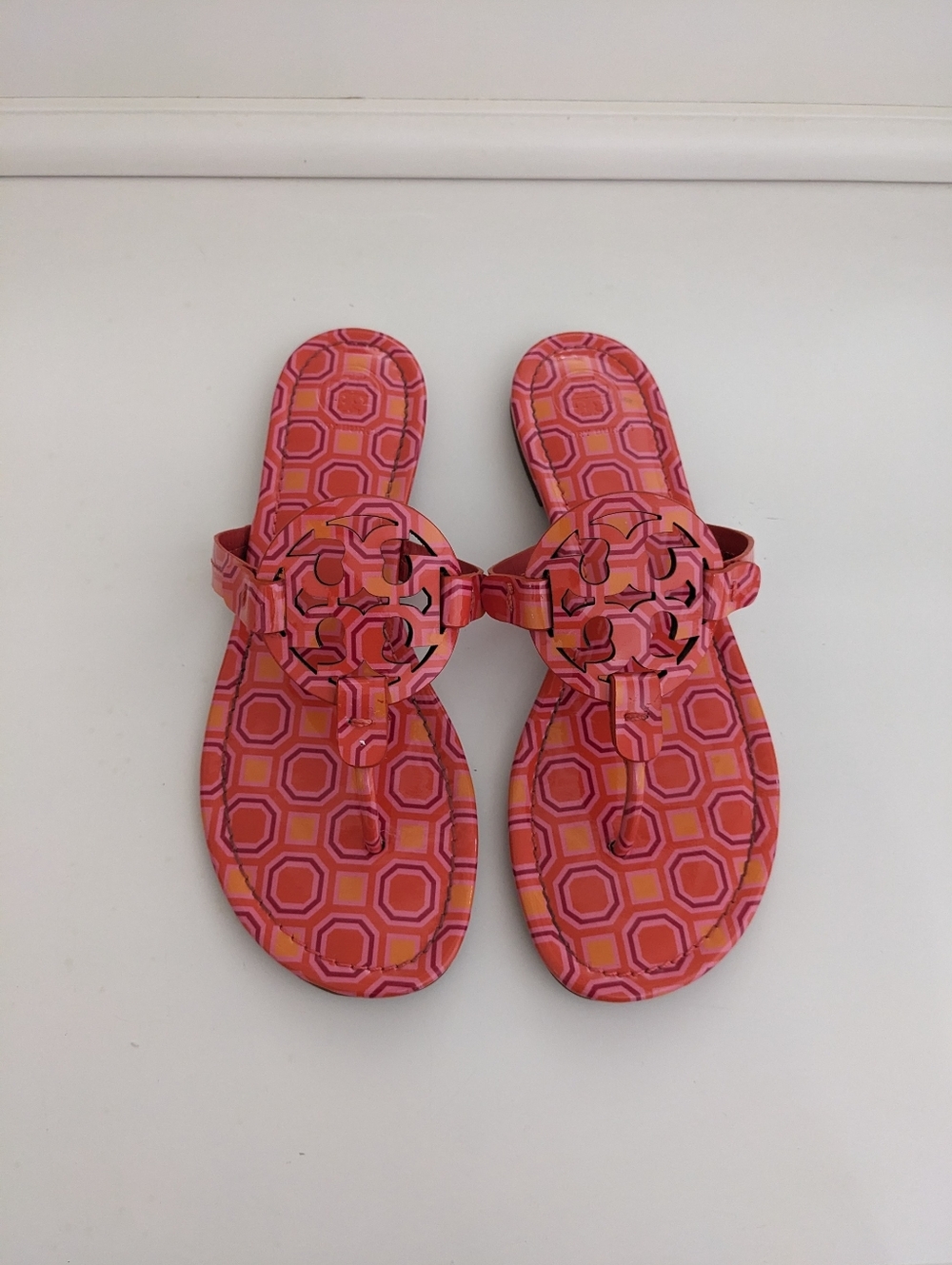 EUC! Tory Burch Miller Sandal In Vivid Orange Octagon Square Patent Leather 8.5